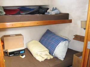Young Brothers Flybridge Bunks